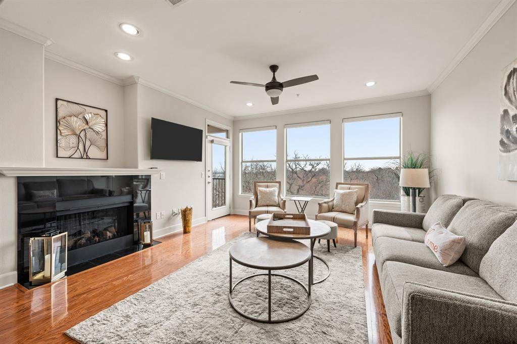 500 Waters Edge Drive - Photo 1