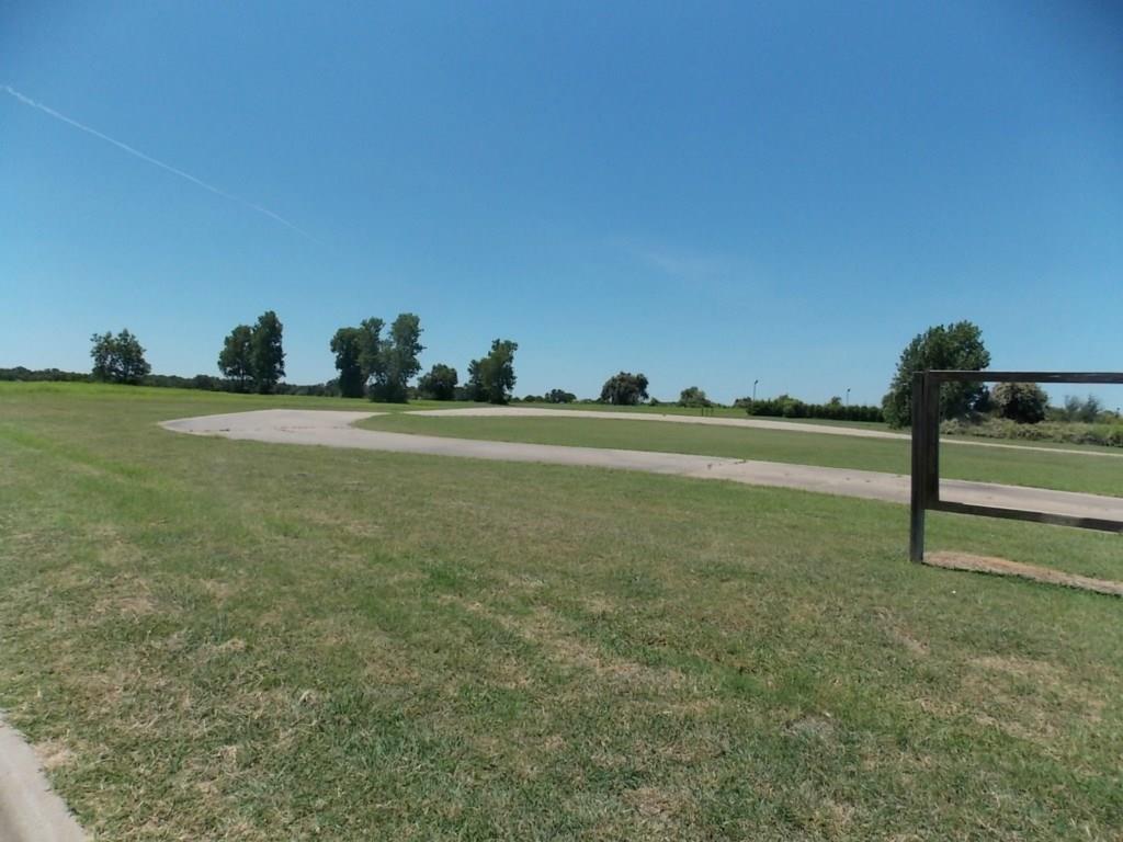 1100 James Road - Photo 1