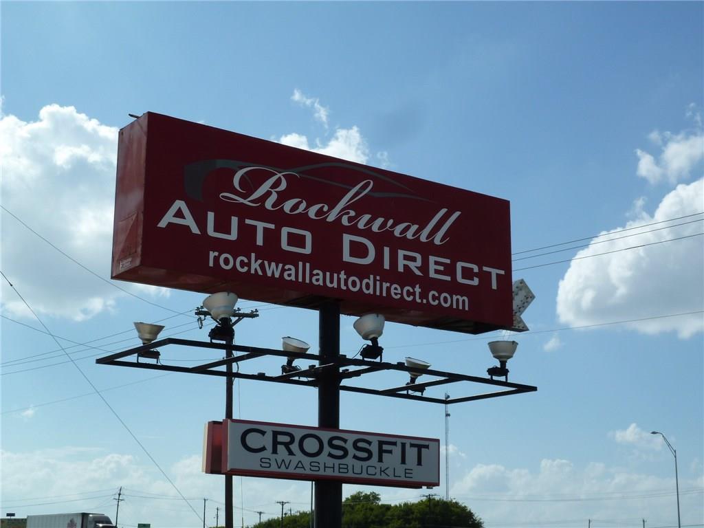 4500 Interstate 30 - Photo 1