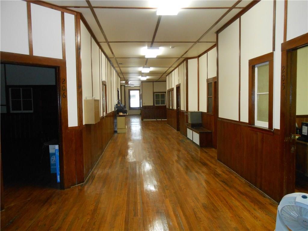 131 Mckinney - Photo 1