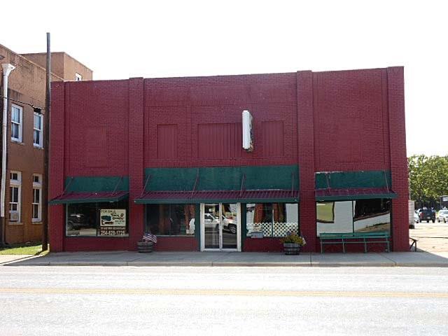 305 Seaman Street - Photo 1