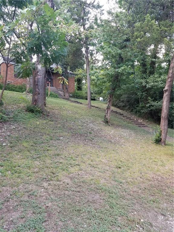 1203 Marsalis Avenue - Photo 1