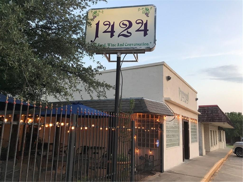 1424 Washington Avenue - Photo 1