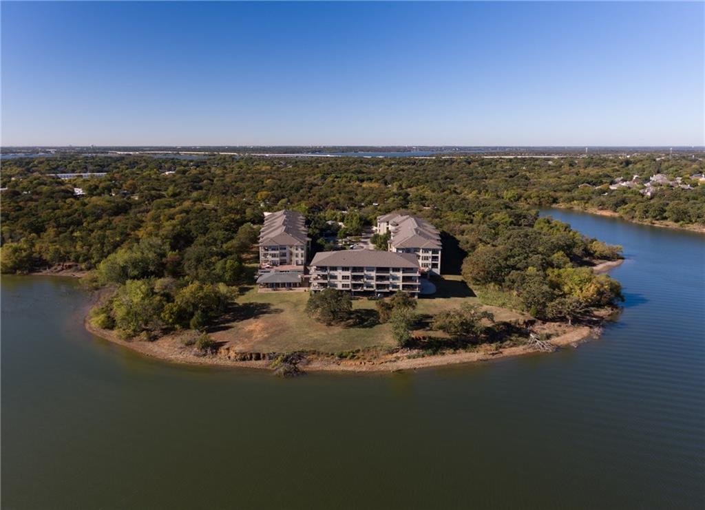 500 Waters Edge Drive - Photo 1