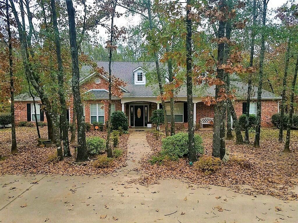 121 Highland Woods - Photo 1
