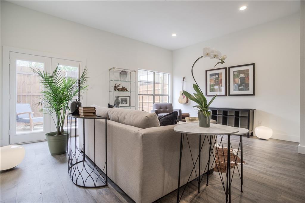 2806 Knight Street - Photo 1
