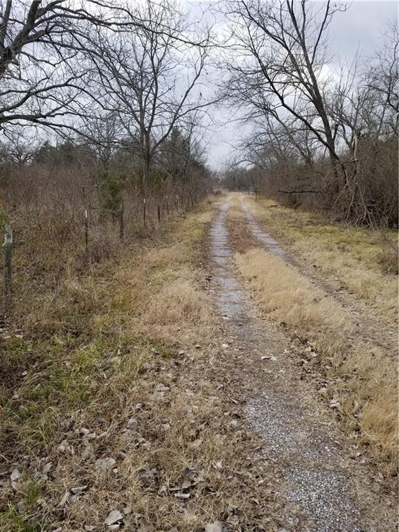 2585 Fm 2194 - Photo 1