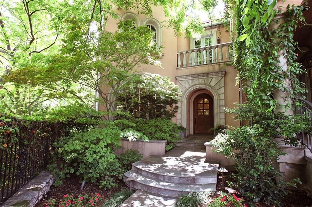 3725 Turtle Creek Boulevard - Photo 1