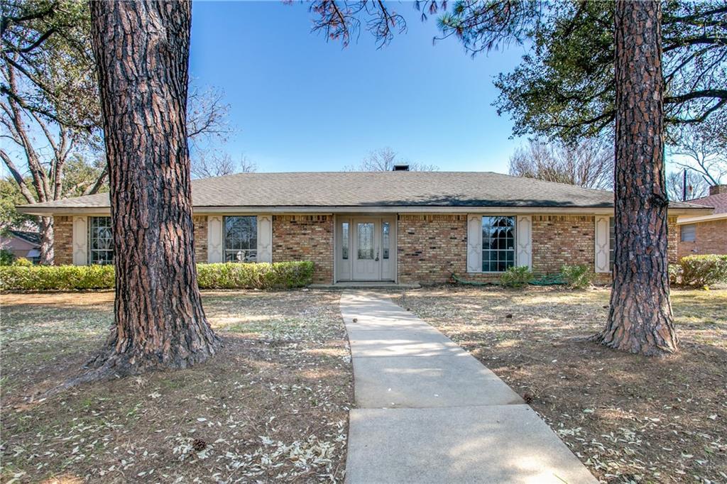 2009 Alamo Drive - Photo 1