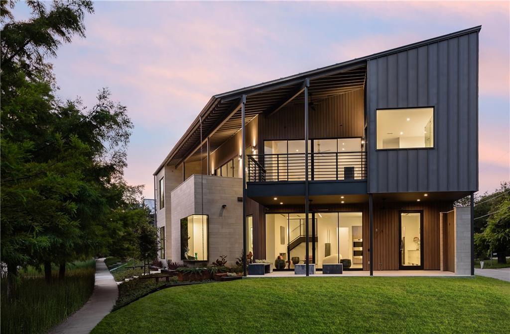 60 Vanguard Way - Photo 1