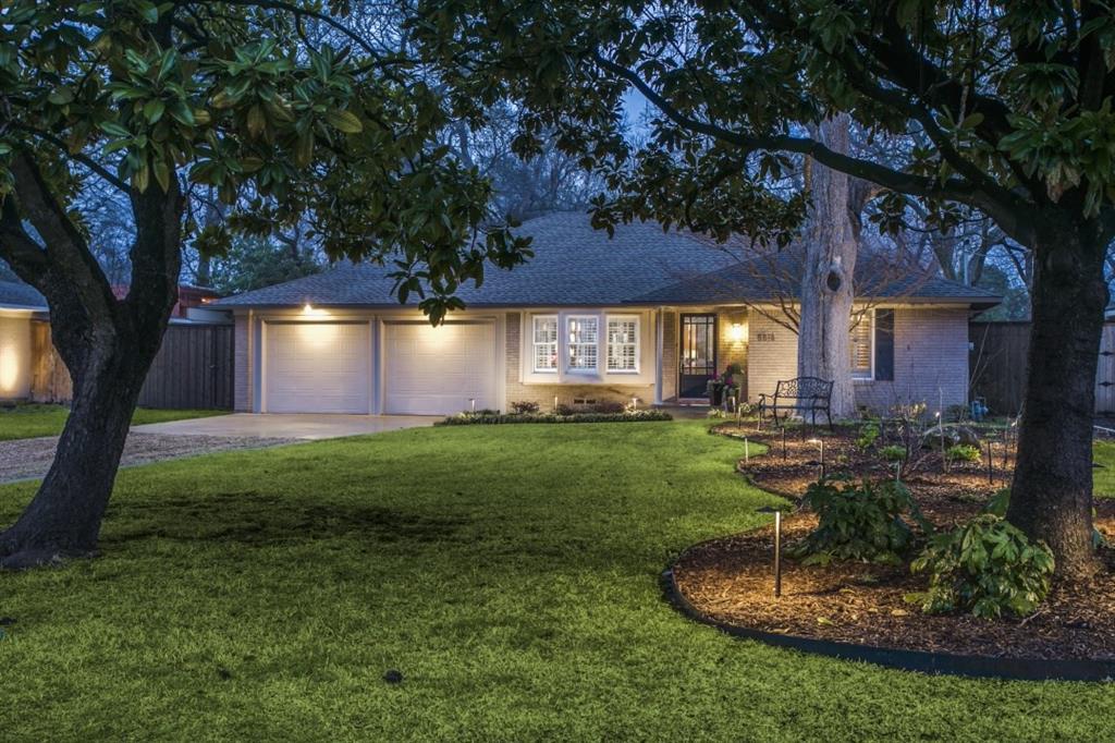 8818 Lakemont Drive - Photo 1
