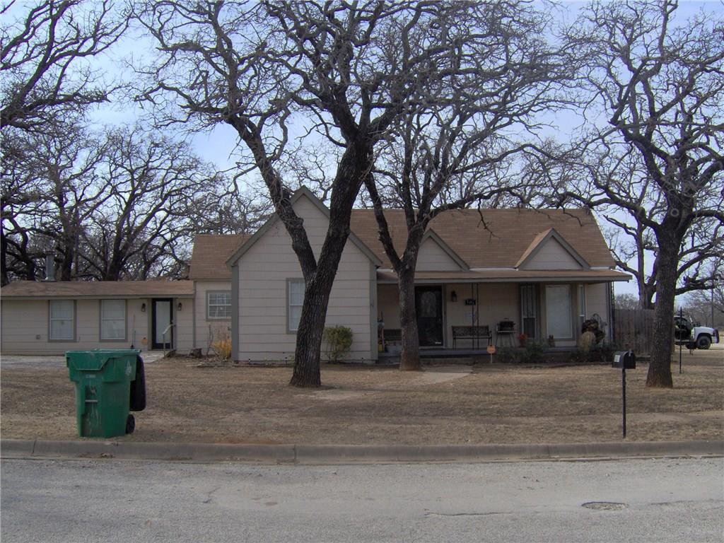 101 Oaklawn - Photo 1