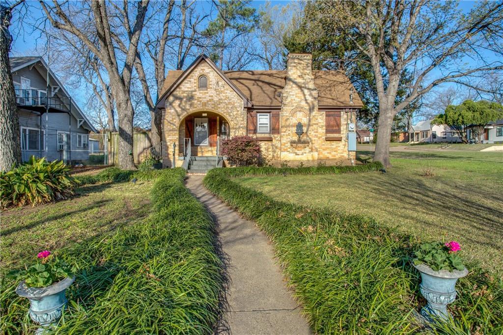 649 Tyler Street - Photo 1