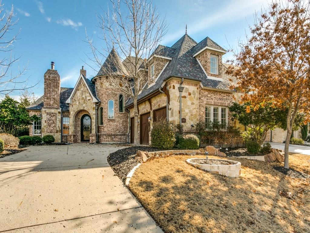6212 Avalon Woods Drive - Photo 1