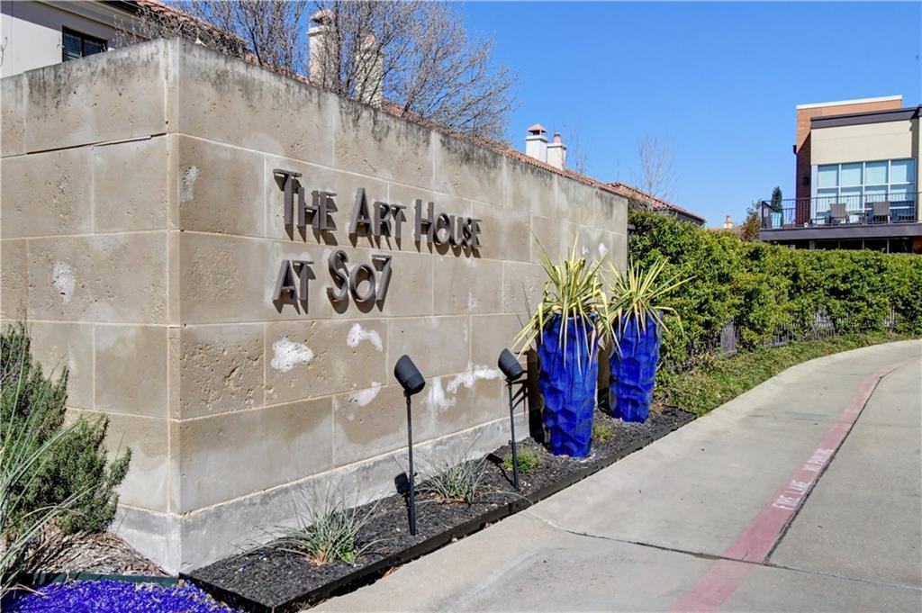 2608 Museum Way - Photo 1