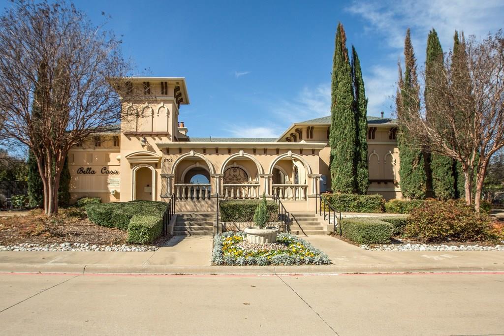 5654 Grosseto Drive - Photo 1