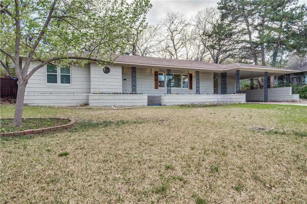 428 Manus Drive - Photo 1