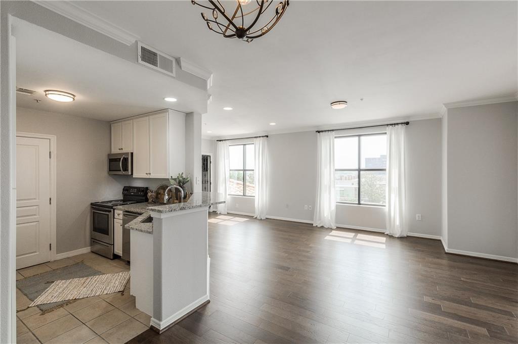 330 Las Colinas Boulevard - Photo 1