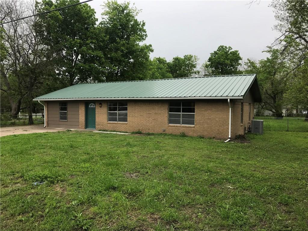 609 5th Street - Photo 1