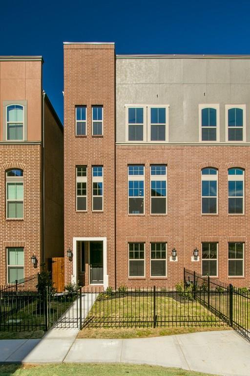 1379 Arch Place - Photo 1