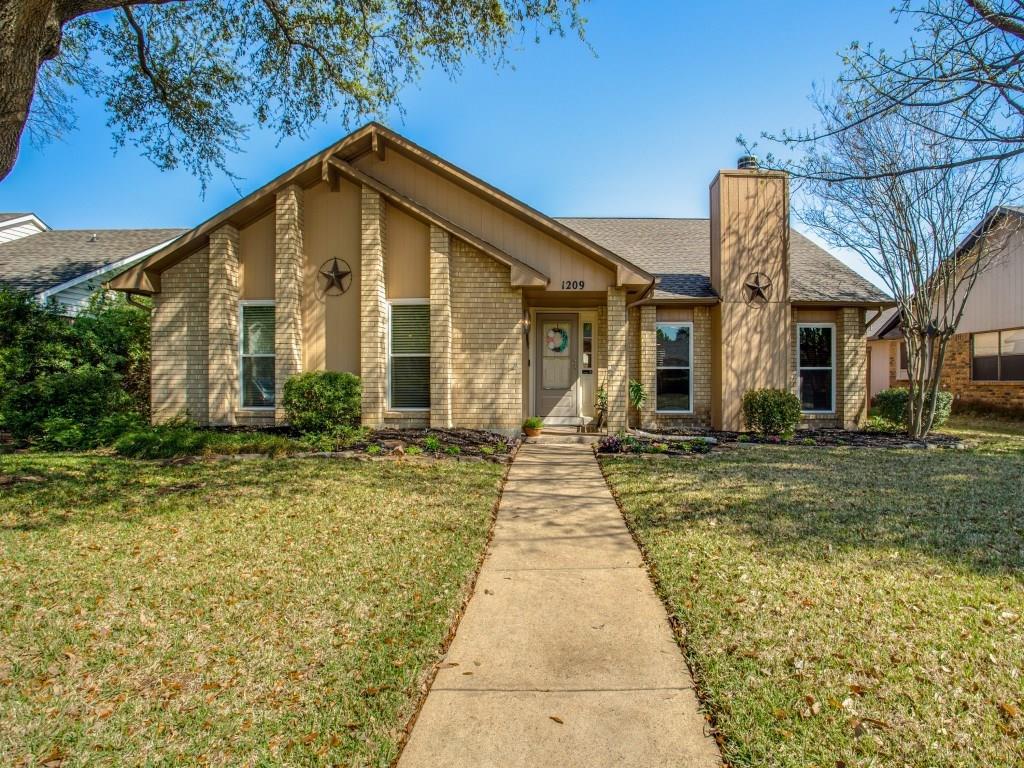 1209 Cherrywood Court - Photo 1