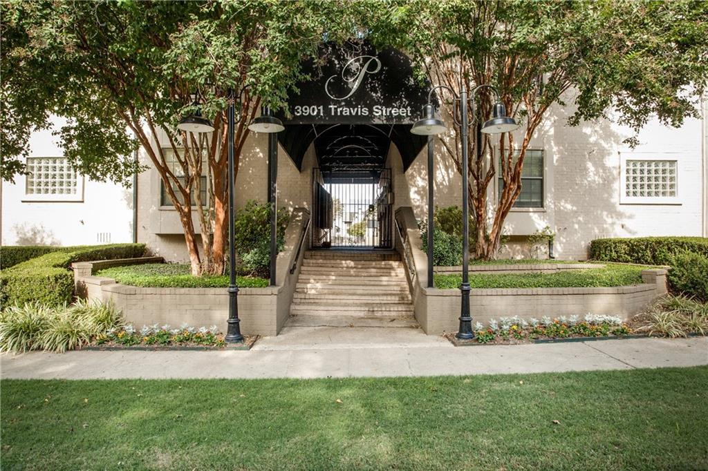3901 Travis Street - Photo 1