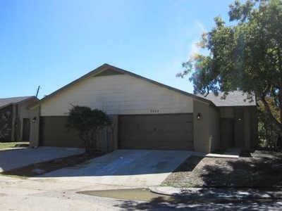 2204 Heritage Circle - Photo 1