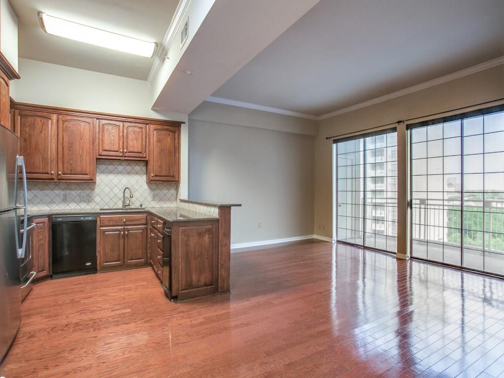 3225 Turtle Creek Boulevard - Photo 1
