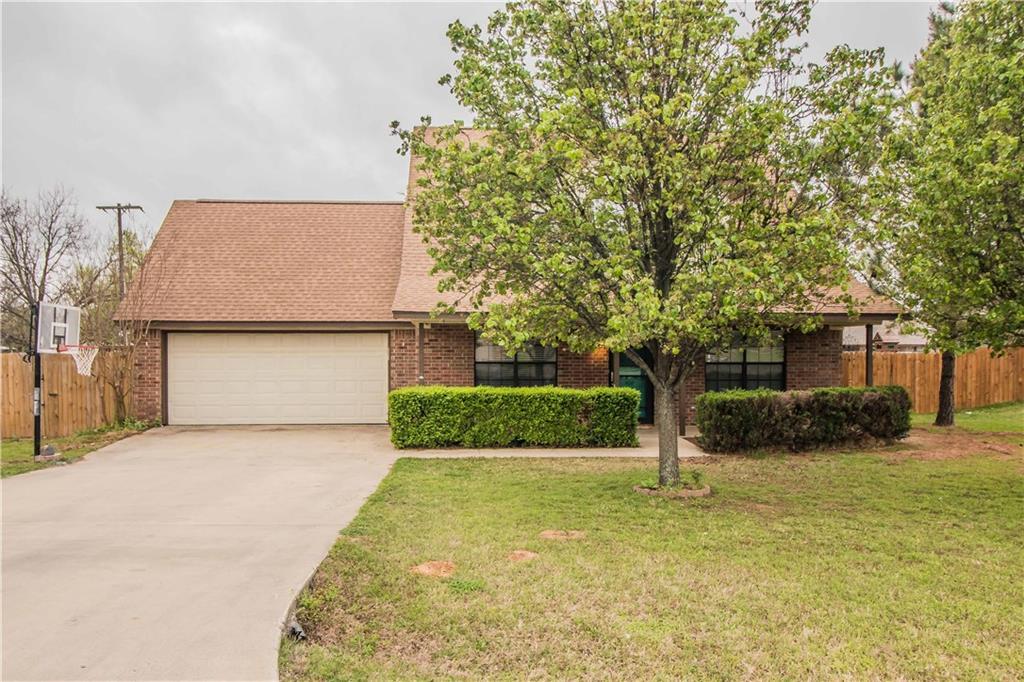 400 Edgewood Terrace - Photo 1