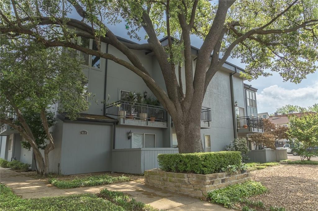 4020 Holland Avenue - Photo 1