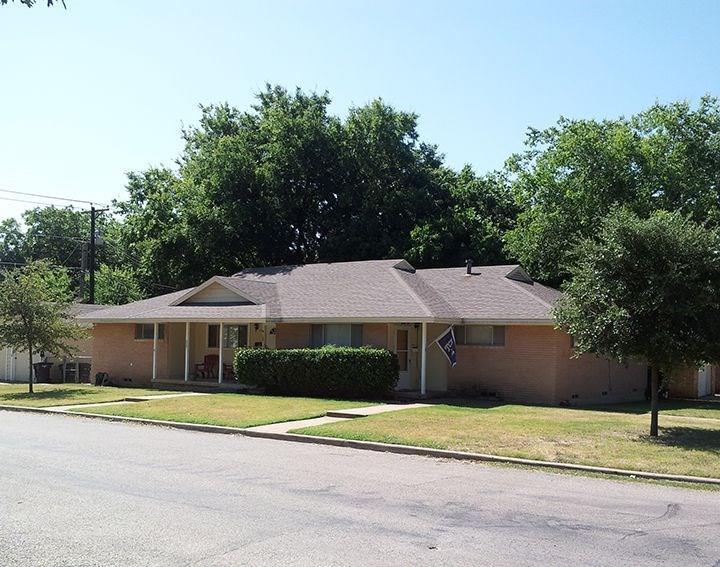 3201 Wabash Avenue - Photo 1
