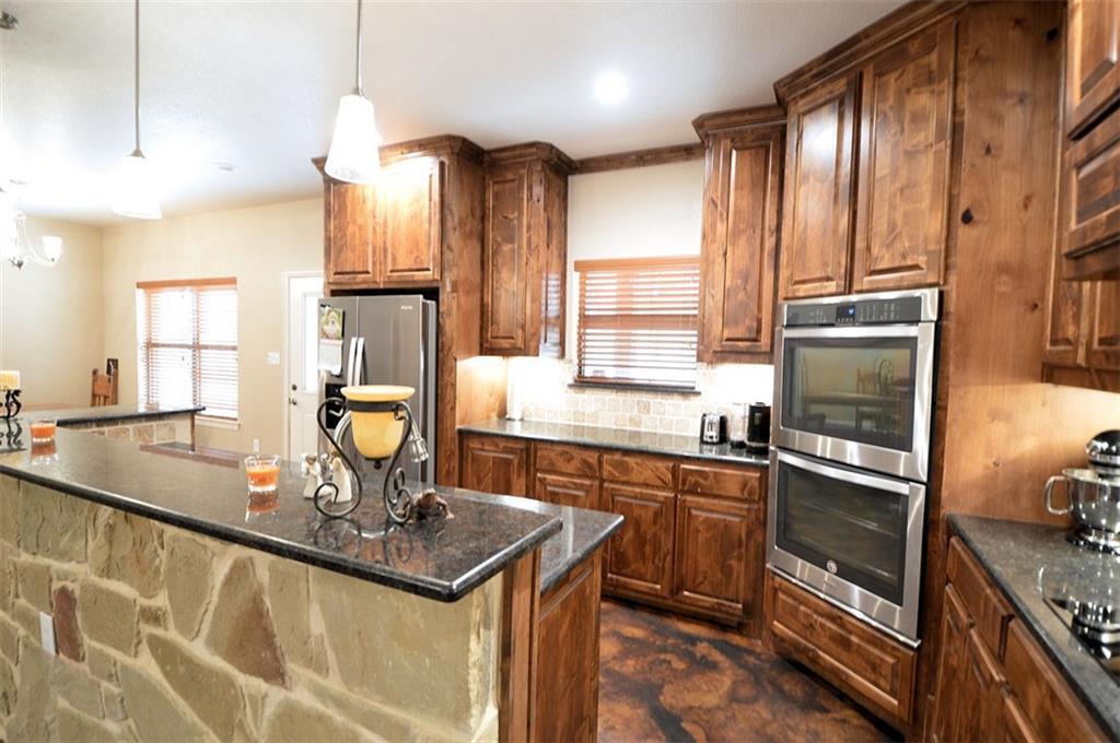 1401 County Road 3591 - Photo 1