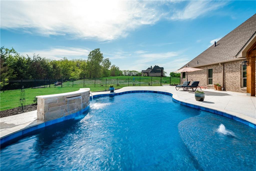 4424 Lake Shore Drive - Photo 1