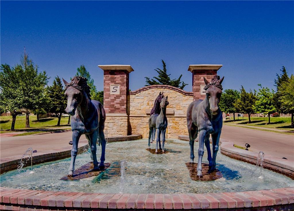 112 Thoroughbred Street - Photo 1