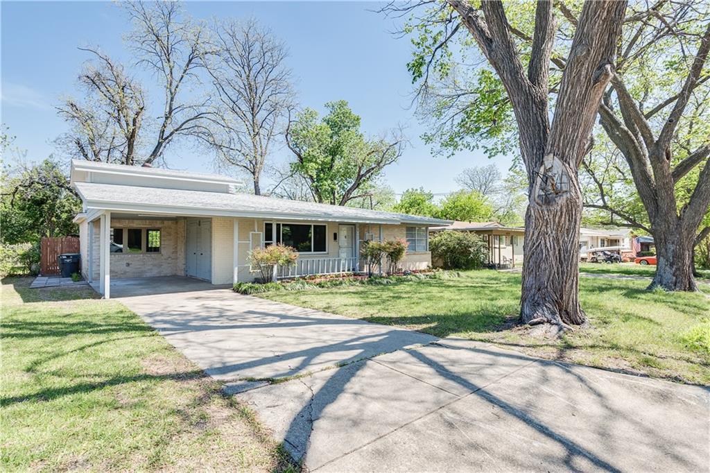 4925 Lubbock Avenue - Photo 1