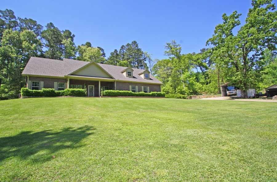 10545 Lakeshore Drive - Photo 1