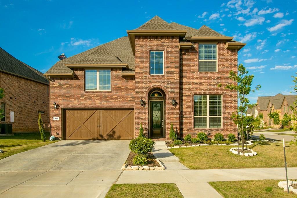 900 Red Maple Road - Photo 1
