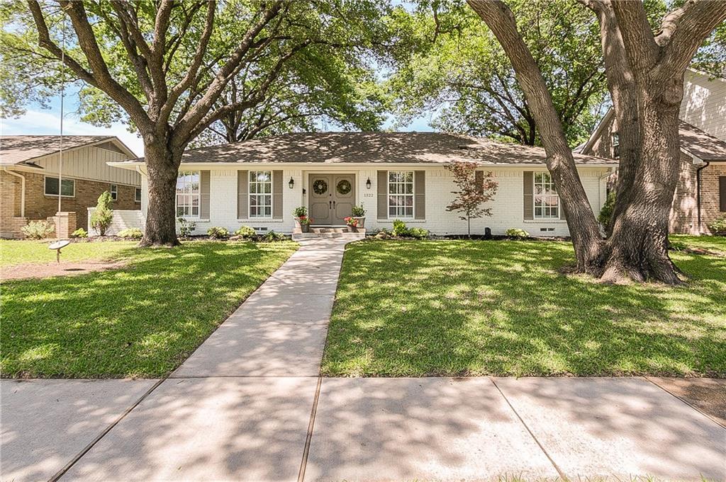 1322 Chickasaw Drive - Photo 1