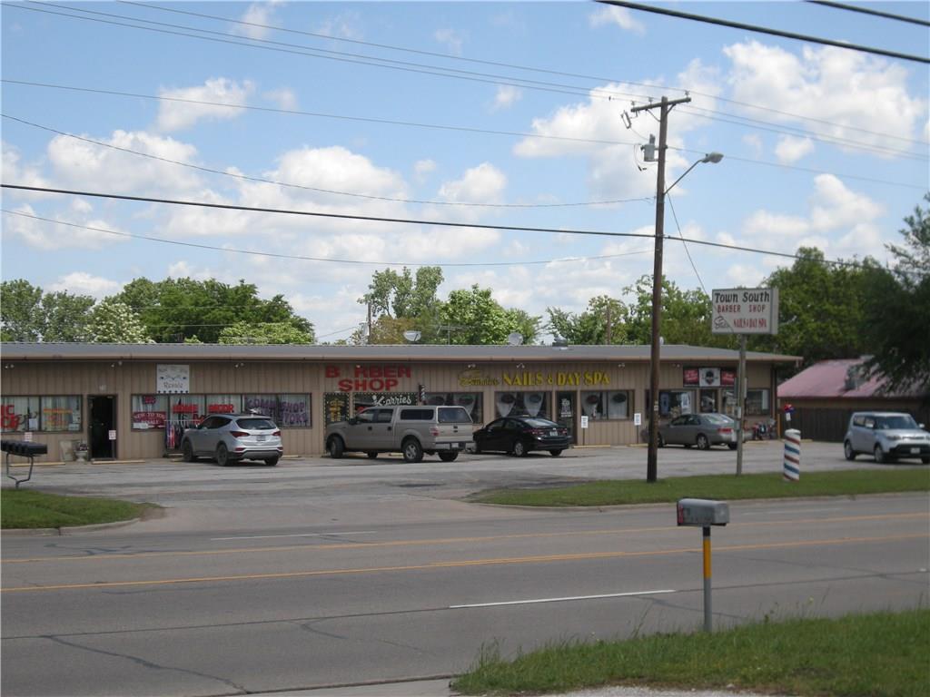 710 Quinlan Parkway - Photo 1