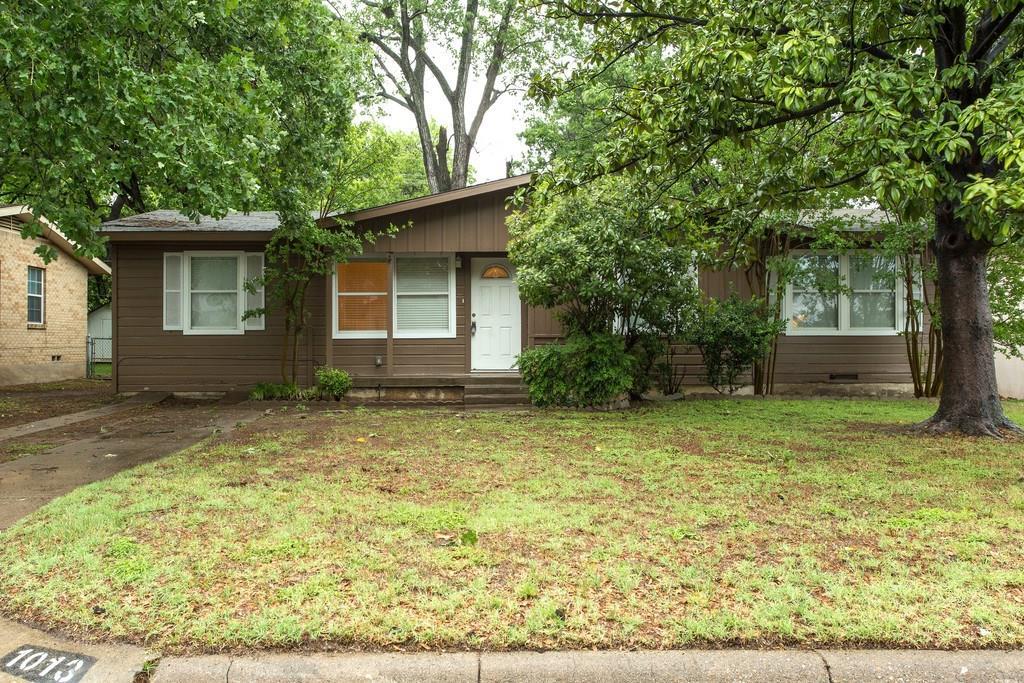 1013 Tucker Boulevard - Photo 1