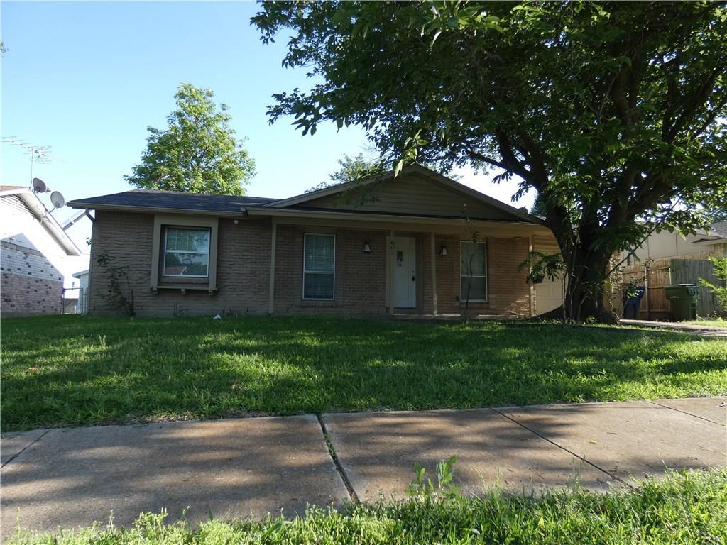 602 Shorecrest Drive - Photo 1