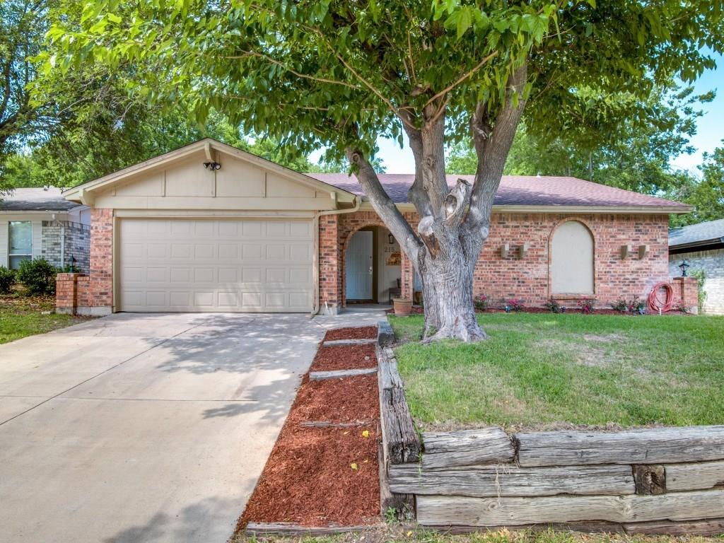 215 Countryside Drive - Photo 1