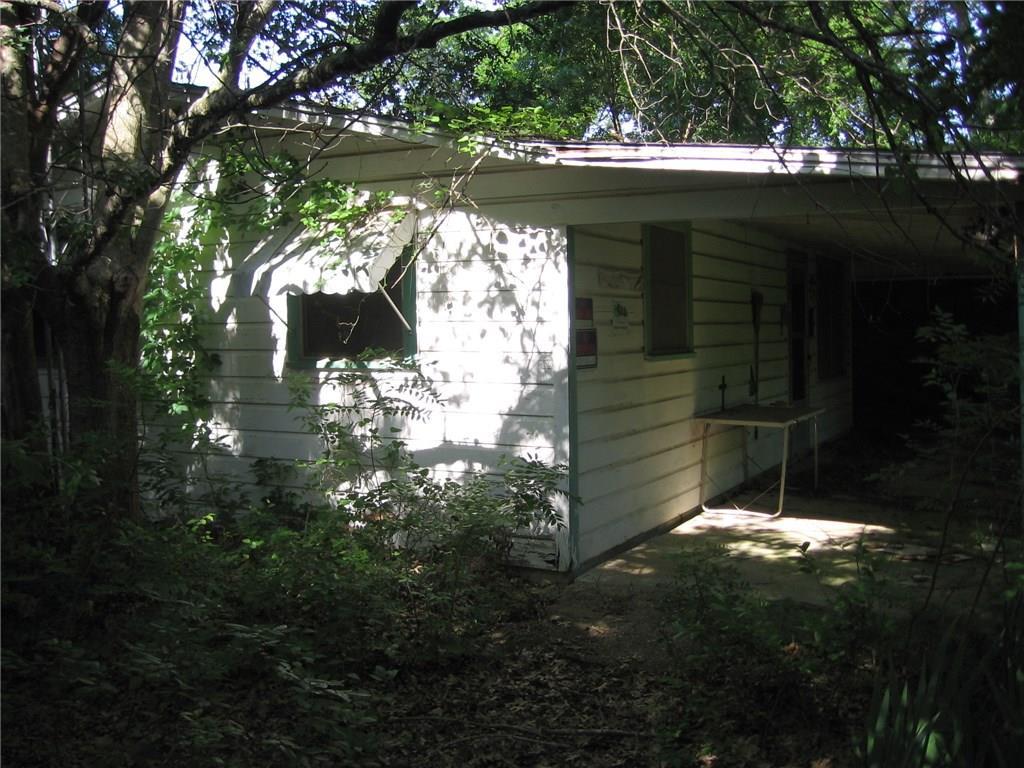 226 Willow Drive - Photo 1
