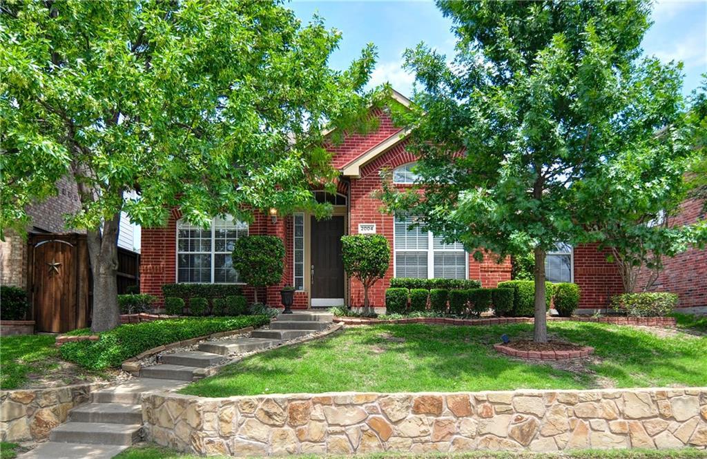 2004 Fox Glen Drive - Photo 1