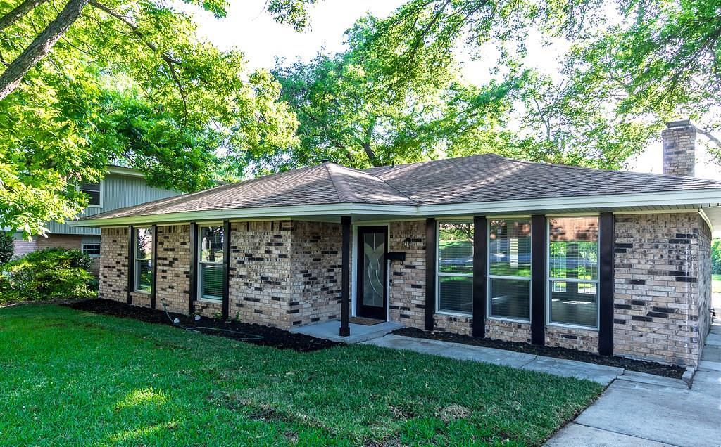 104 Hyde Park Drive - Photo 1
