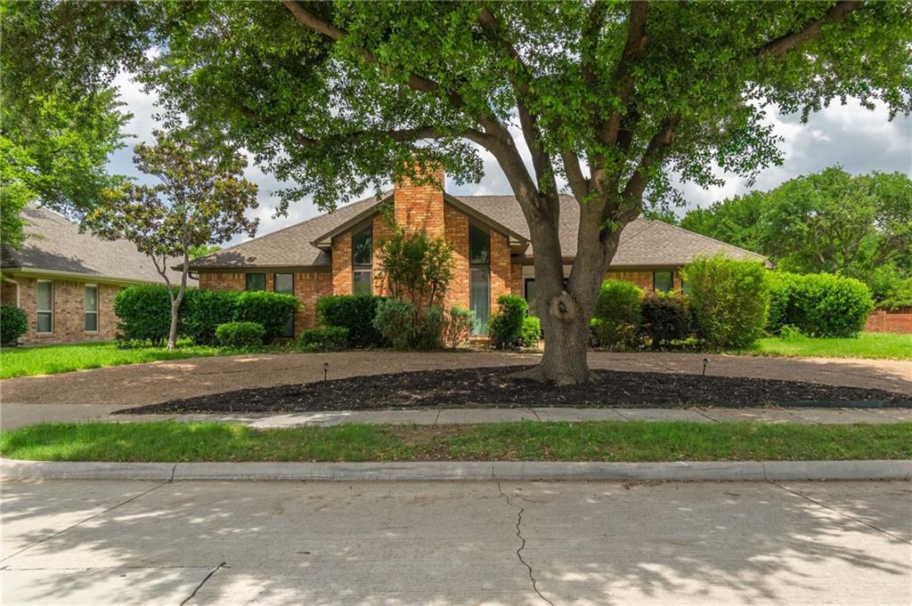 2201 Chamberlain Drive - Photo 1