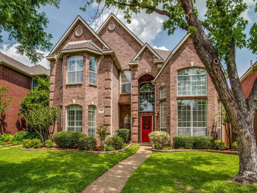 906 Beau Drive - Photo 1