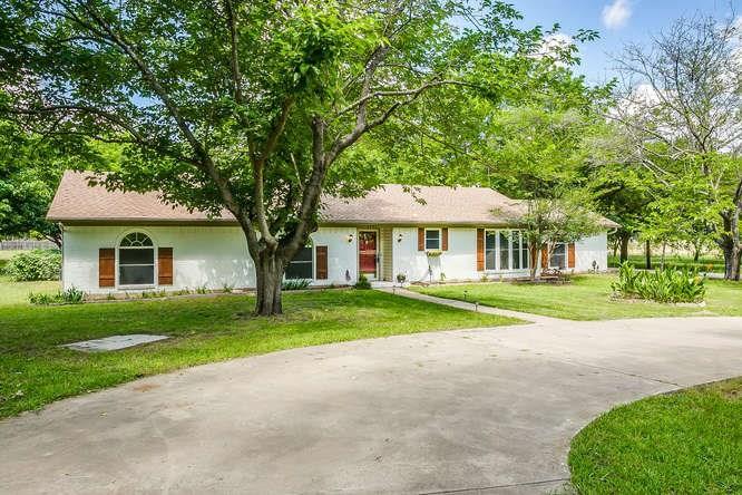 2000 Tarver Road - Photo 1