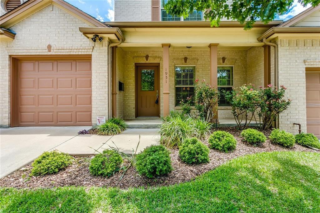 1951 Owasso Street - Photo 1