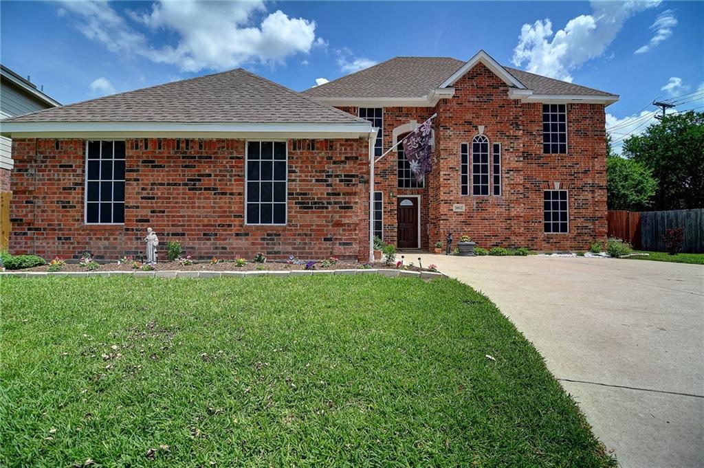 3002 Deer Trail - Photo 1